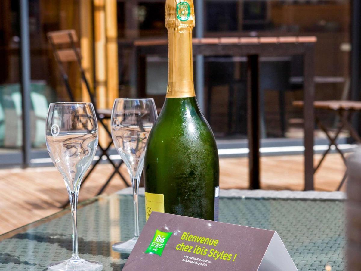 Готель Ibis Styles Chalons En Champagne Centre Екстер'єр фото